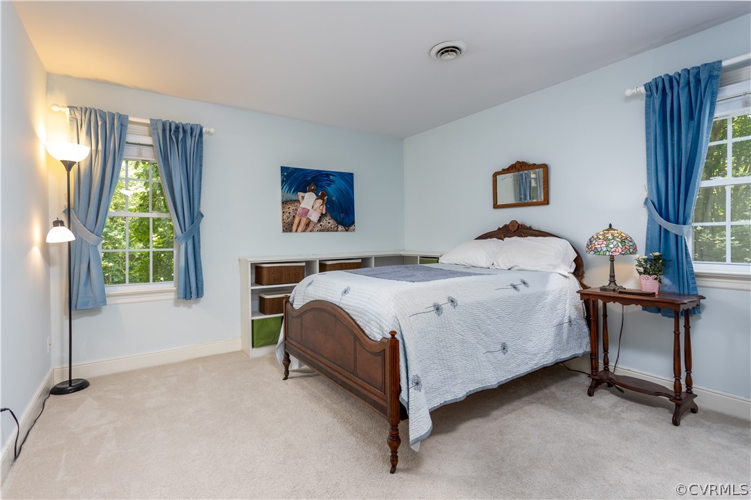 3904 Timber Ridge Place Midlothian, VA 23112 - Photo 20 of 35 Bedroom two has direct access to the hall bath.
