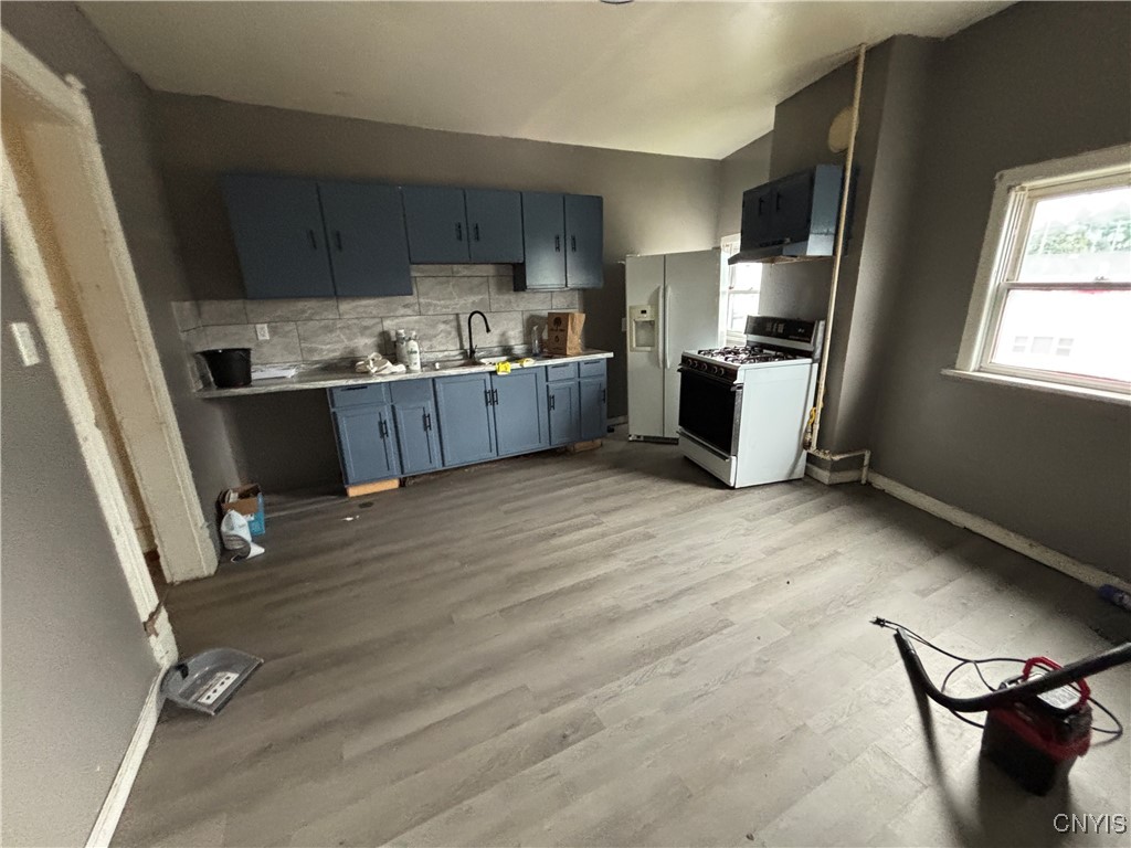 926 Burnet Avenue, Unit 30 Syracuse, NY 13203 - Photo 20 of 24