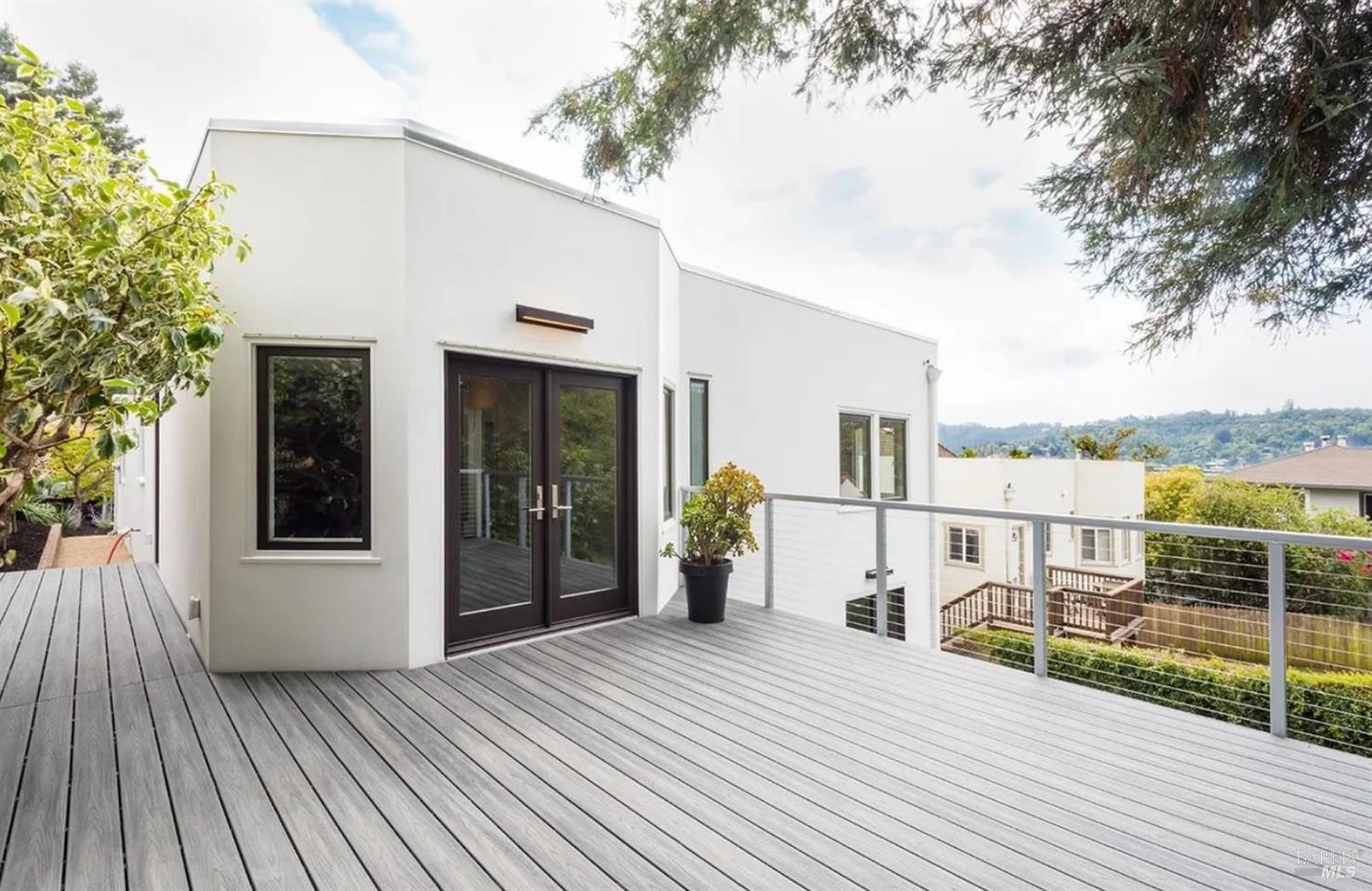 1309 Nye Street San Rafael, CA 94901 - Photo 12 of 21