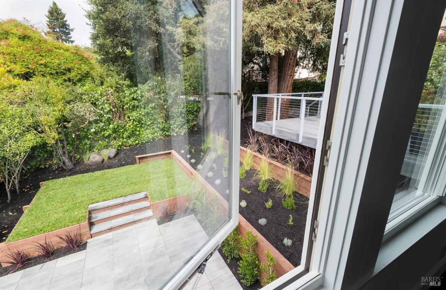 1309 Nye Street San Rafael, CA 94901 - Photo 15 of 21