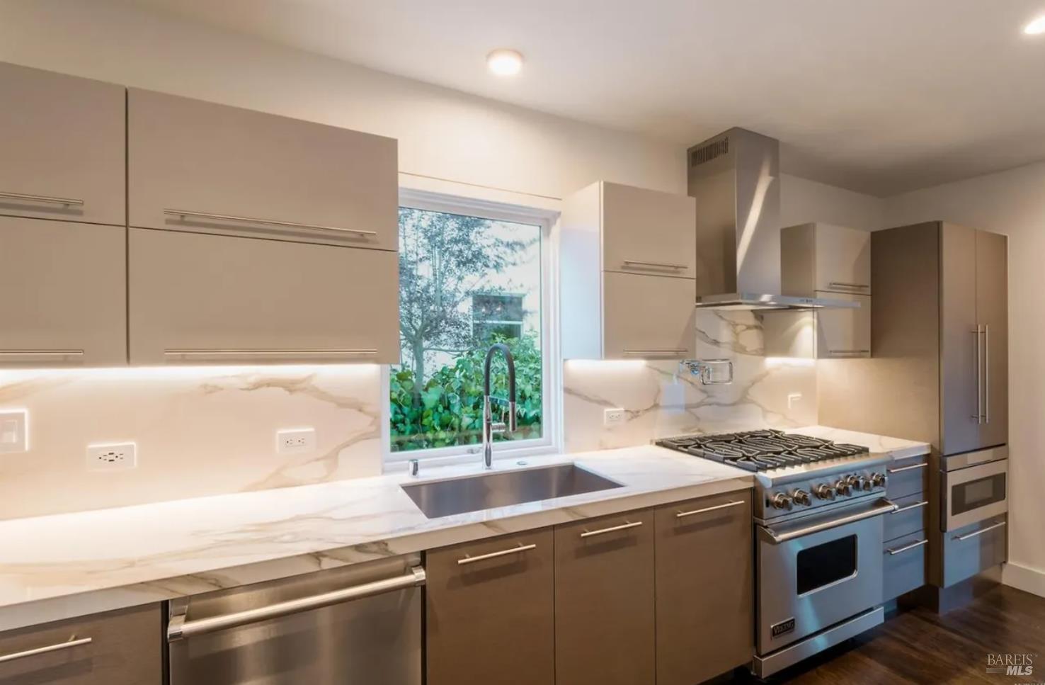 1309 Nye Street San Rafael, CA 94901 - Photo 7 of 21