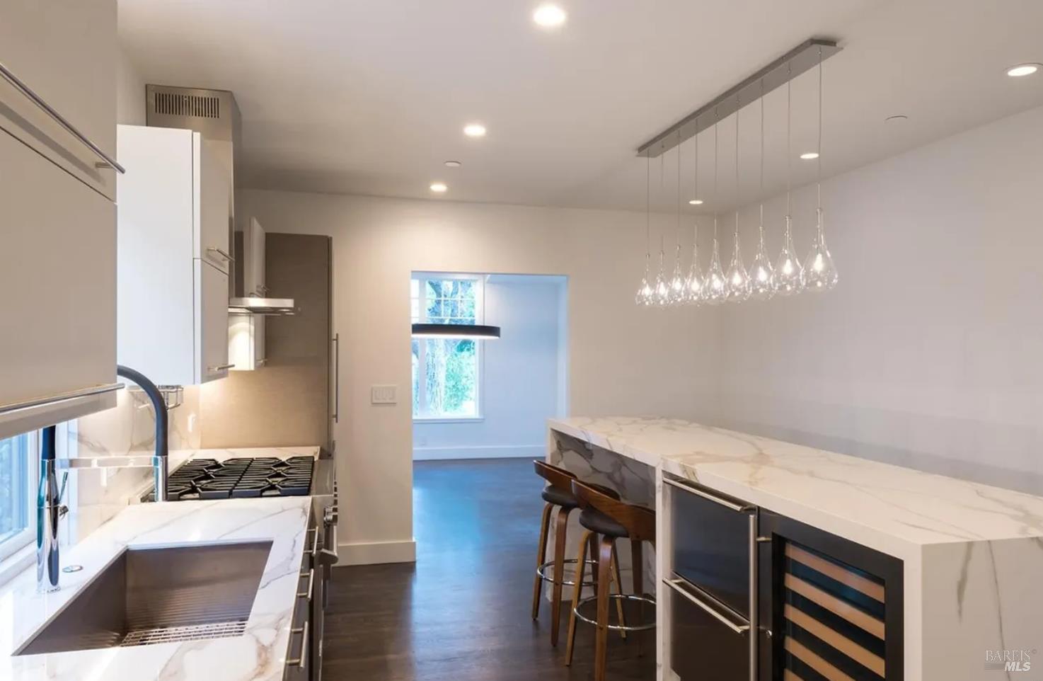 1309 Nye Street San Rafael, CA 94901 - Photo 8 of 21