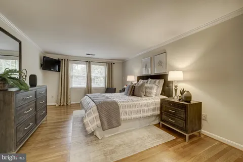 $1,249,000 | 1112 Fallsmead Way, Potomac, MD 20854