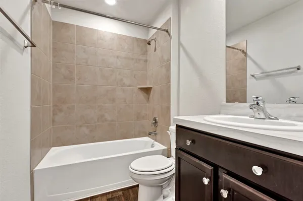 $2,000 | 21018 Belmont Village Way, Katy, TX 77449