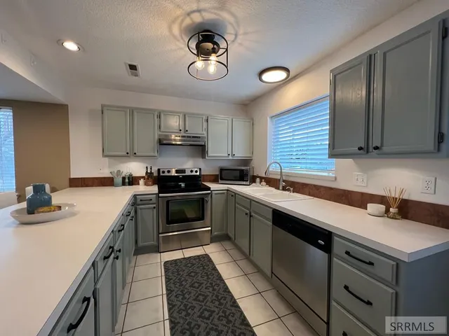 $229,900 | 1800 South Grant Avenue, Unit 36B, Pocatello, ID 83204