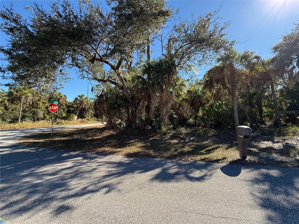 163 Statler Street Port Charlotte, FL 33954 - Photo 4 of 13