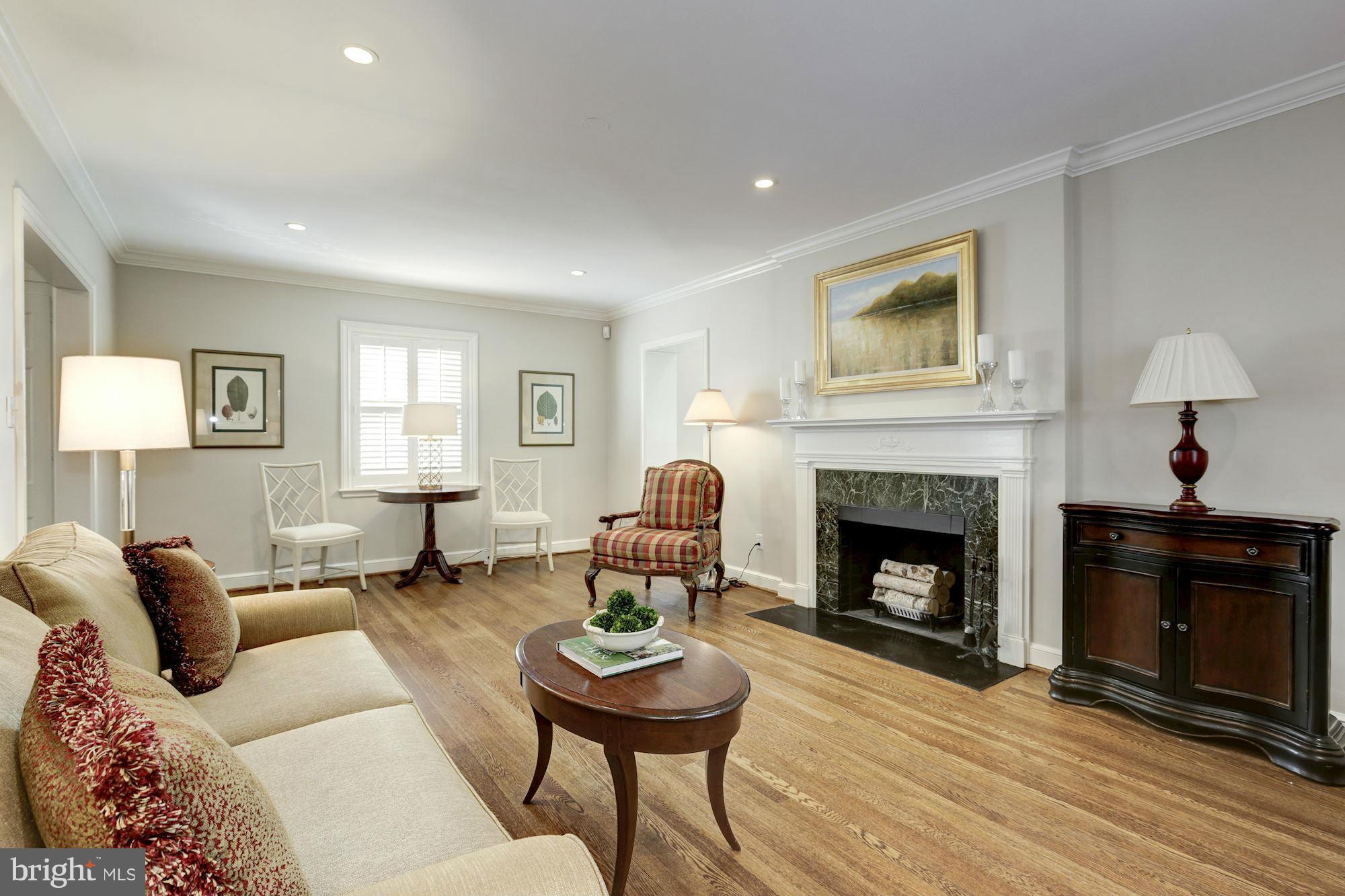 3812 Fordham Road Northwest Washington, DC 20016 - Photo 5 of 16 Interior (General)