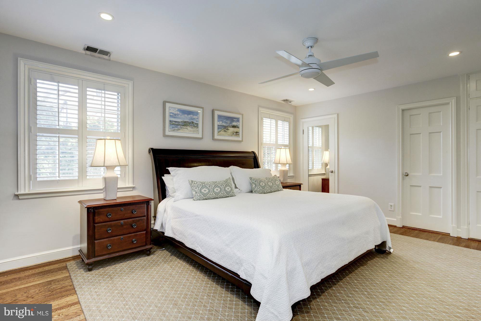 3812 Fordham Road Northwest Washington, DC 20016 - Photo 8 of 16 Interior (General)