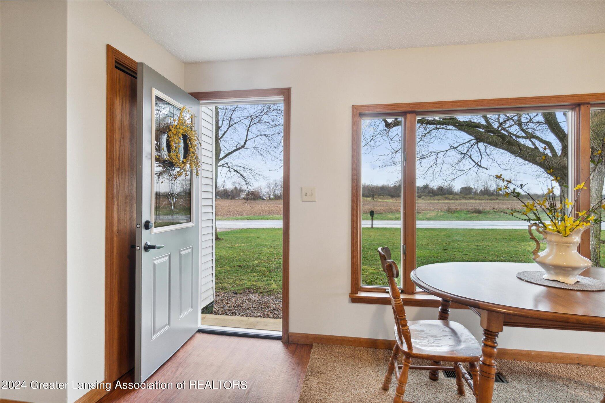 5857 South State Road Ithaca, MI 48847 - Photo 14 of 45 06-5857-State-Rd-Ithaca-MI-48847-WindowS