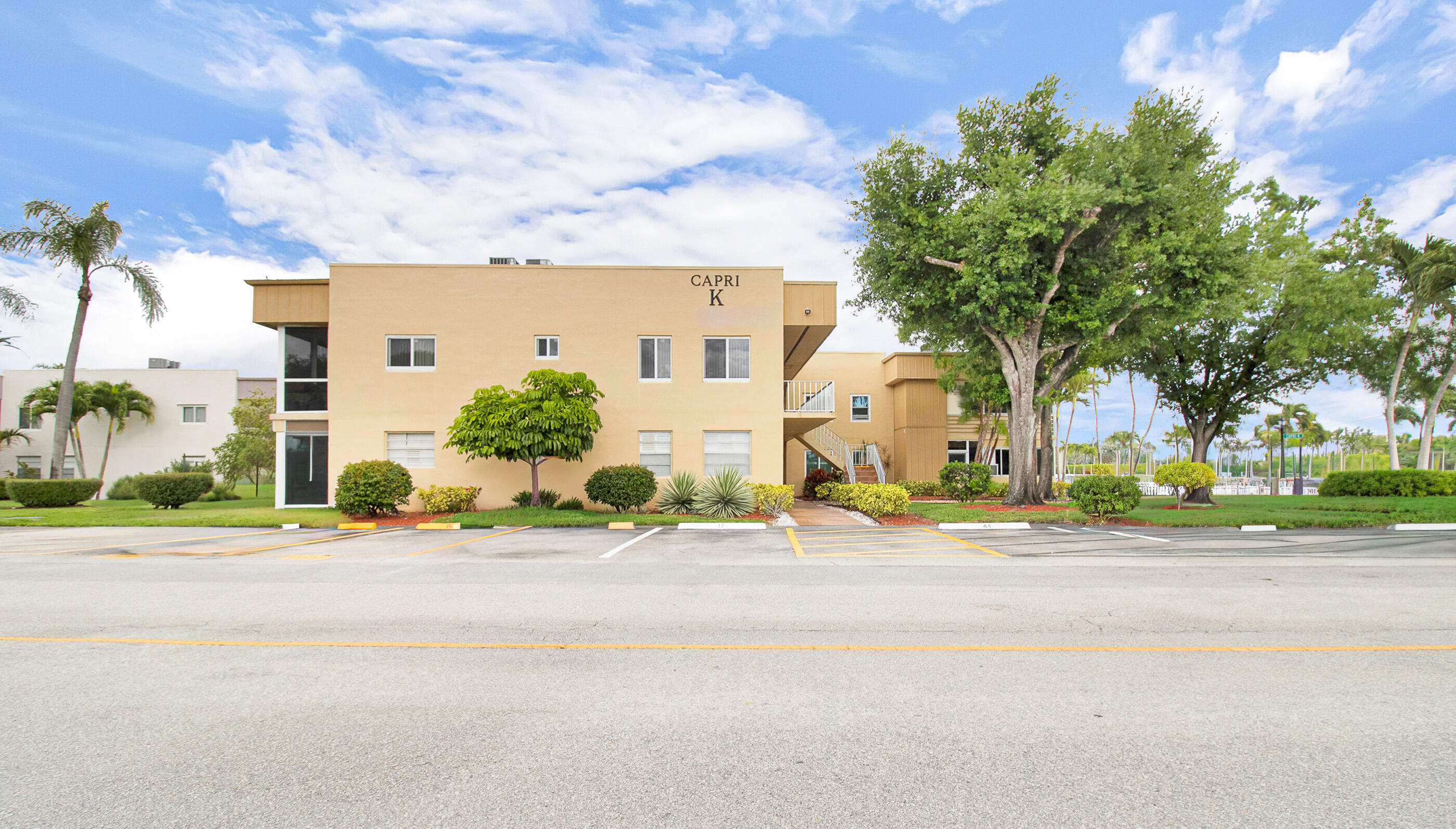 525 Capri K Delray Beach, FL 33484 - Photo 2 of 25 IMG_6165