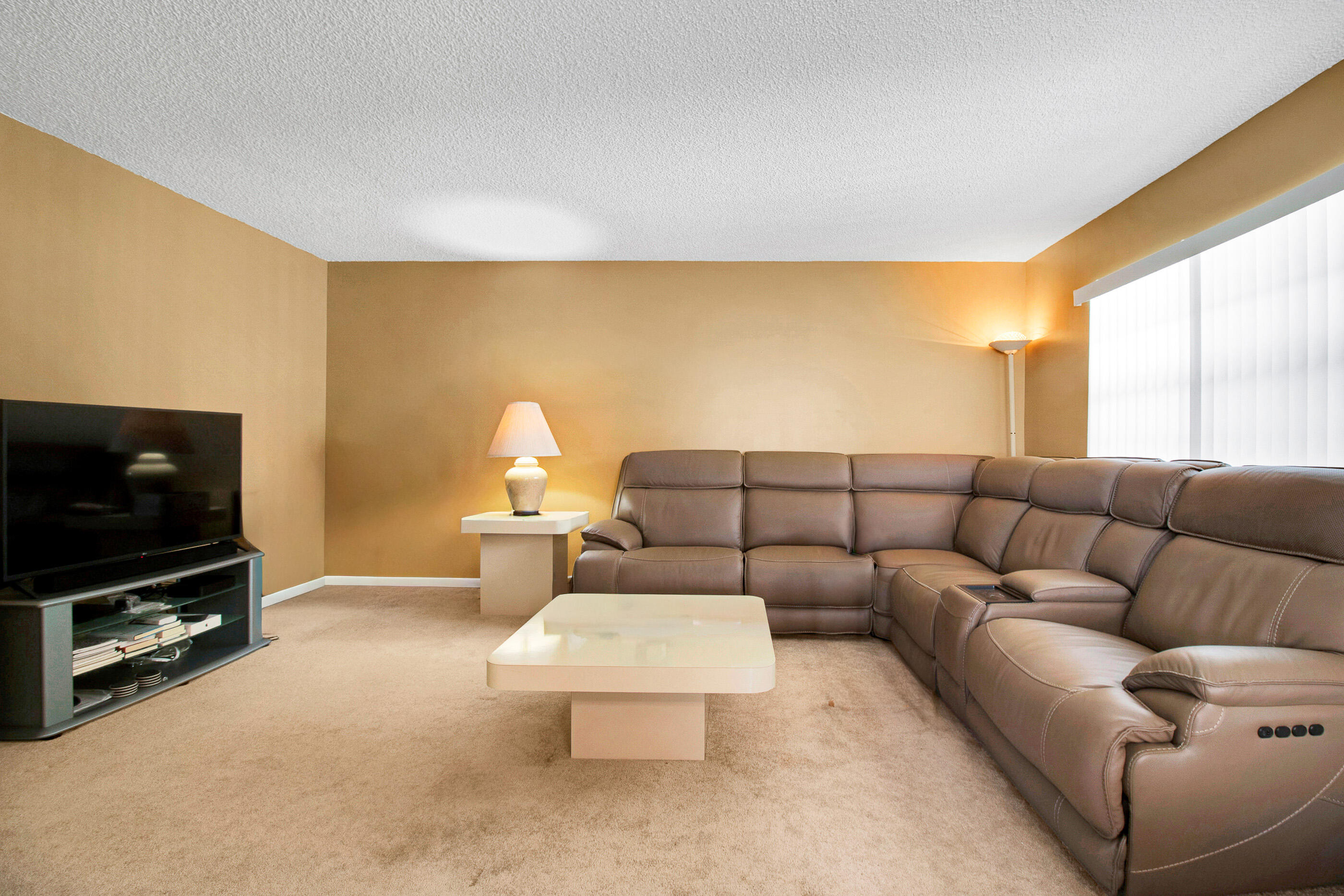 525 Capri K Delray Beach, FL 33484 - Photo 4 of 25 IMG_6173