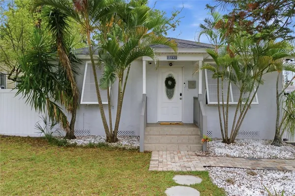 $549,000 | 2710 16th Avenue North, St. Petersburg, FL 33713