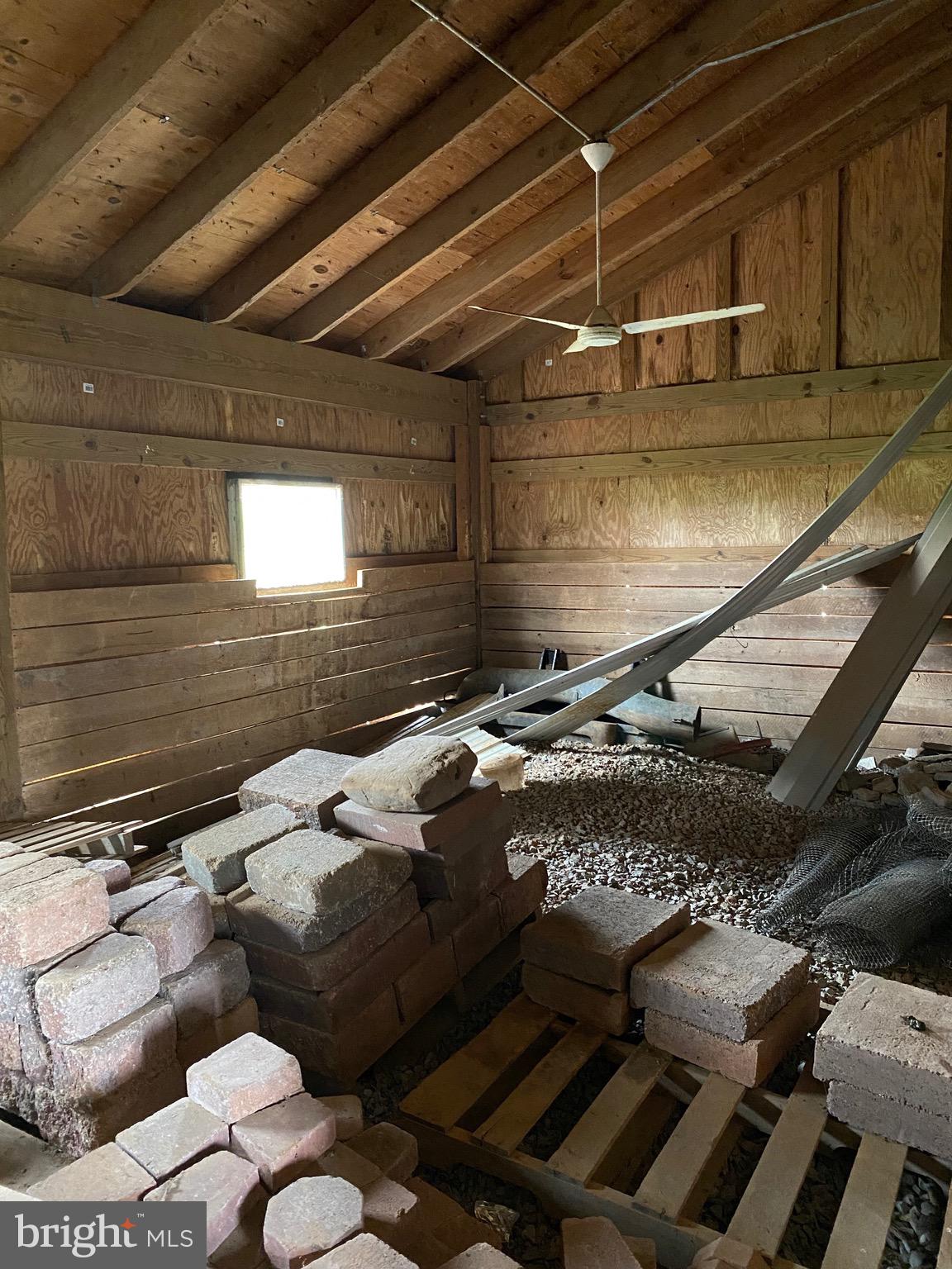 7307 Monroe Road Boonsboro, MD 21713 - Photo 45 of 45 Interior detached stable