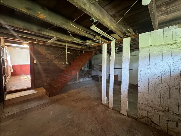 $206,700 | 834 Dry Brook Road, Waverly, NY 14892