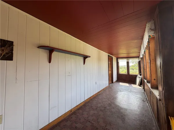 $206,700 | 834 Dry Brook Road, Waverly, NY 14892