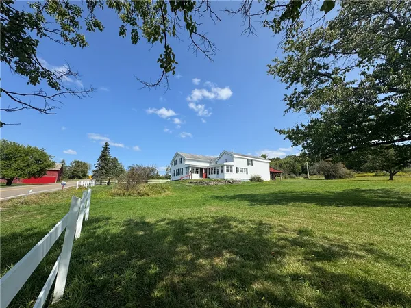 $206,700 | 834 Dry Brook Road, Waverly, NY 14892
