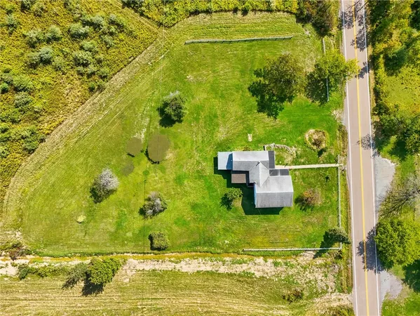 $206,700 | 834 Dry Brook Road, Waverly, NY 14892