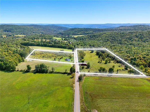 $206,700 | 834 Dry Brook Road, Waverly, NY 14892