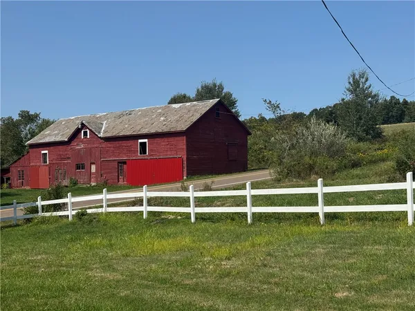 $206,700 | 834 Dry Brook Road, Waverly, NY 14892
