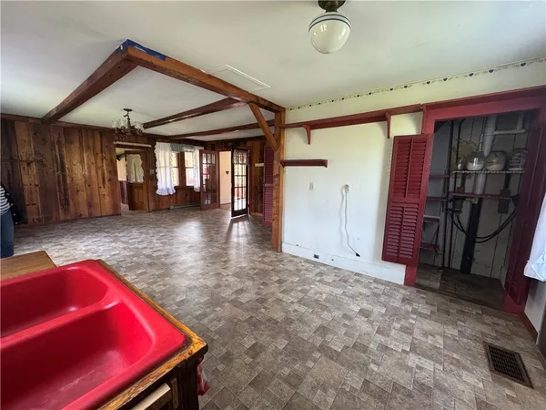 $206,700 | 834 Dry Brook Road, Waverly, NY 14892