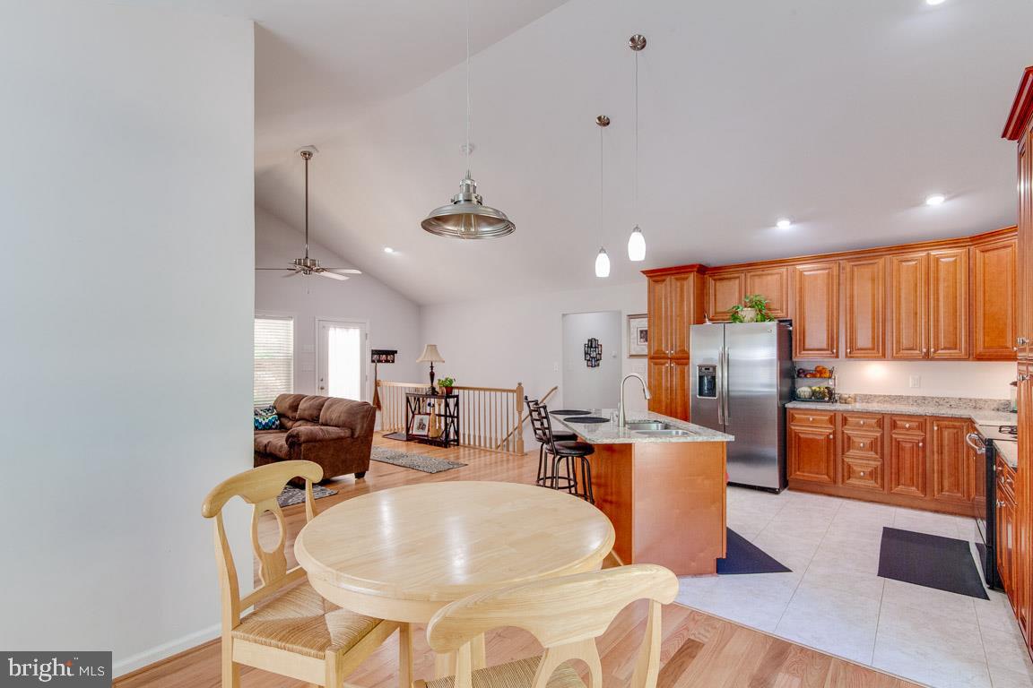 325 Blue Sky Road Linden, VA 22642 - Photo 22 of 37 Dining Area View