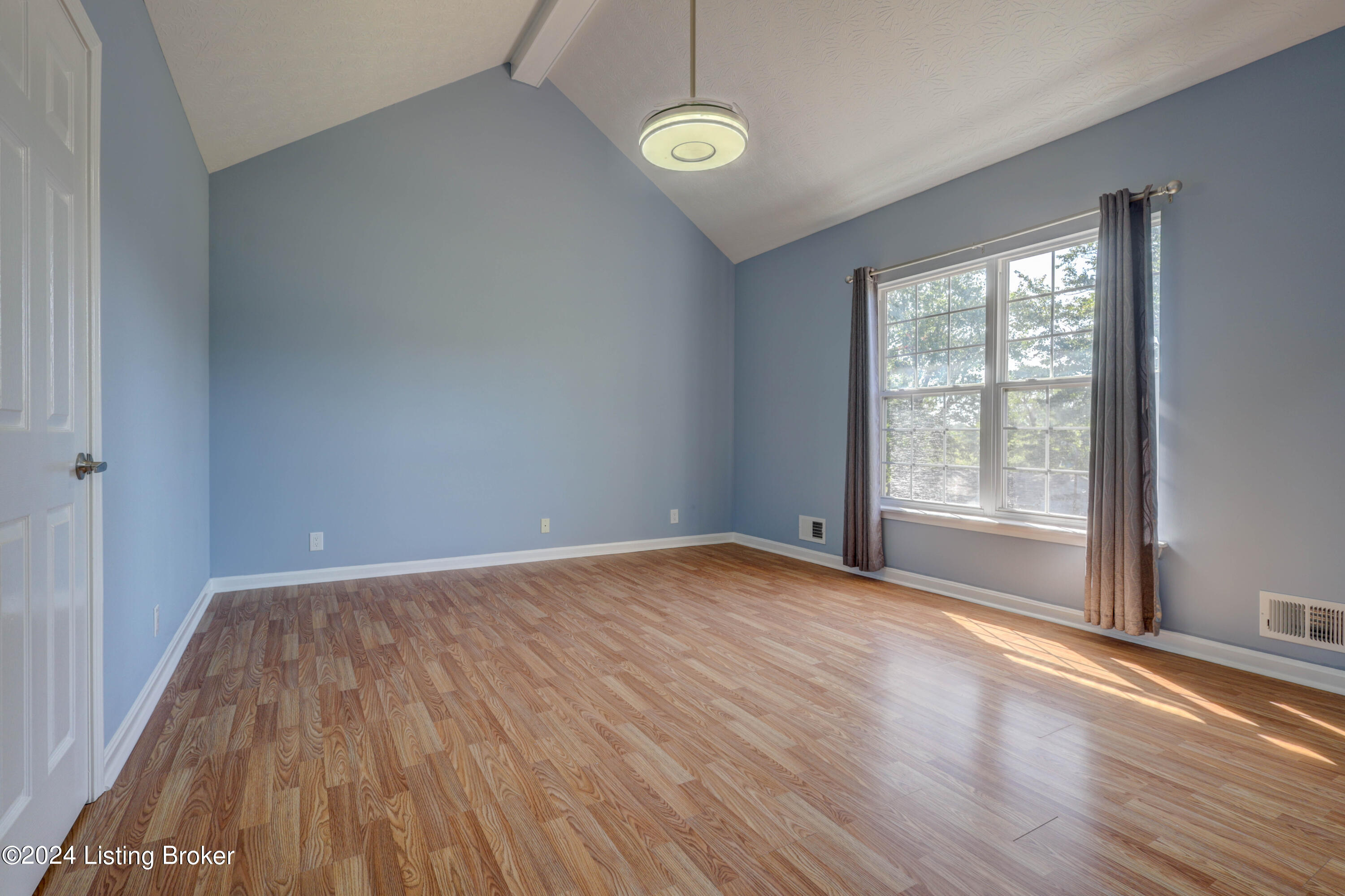 8000 Adams Run Road Louisville, KY 40228 - Photo 18 of 37 Photo26