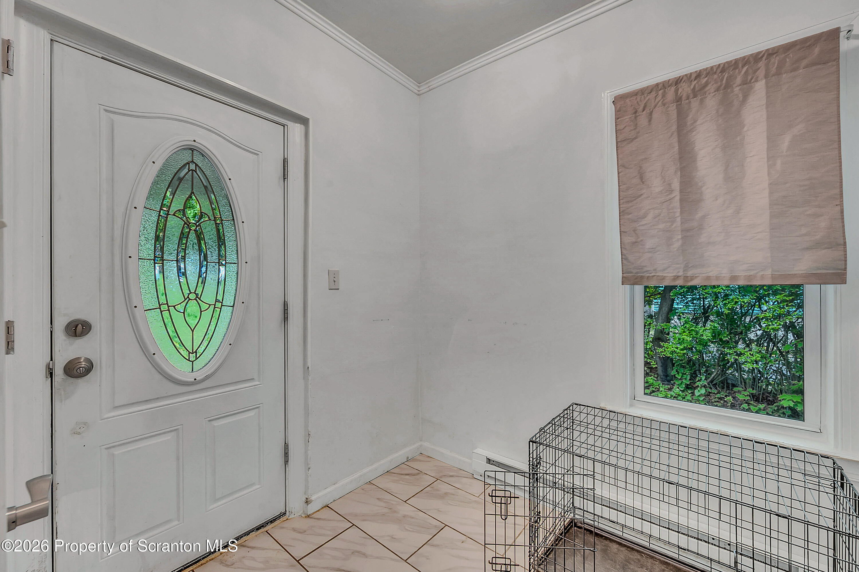 29 Rittenhouse Street Simpson, PA 18407 - Photo 13 of 36 Foyer