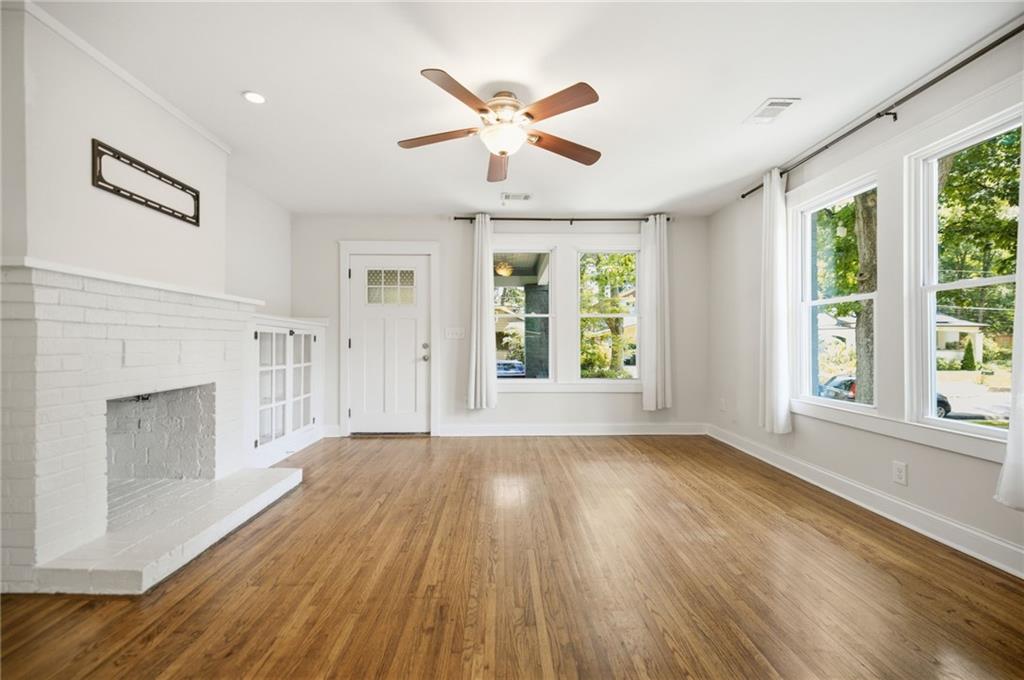 581 Gresham Avenue Southeast Atlanta, GA 30316 - Photo 8 of 34