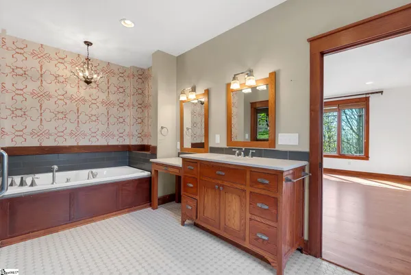 $1,389,000 | 33 Witch Hazel Trail, Landrum, SC 29356