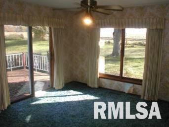 9593 Garden Plain Road Morrison, IL 61270 - Photo 10 of 15 Gallery Image 10