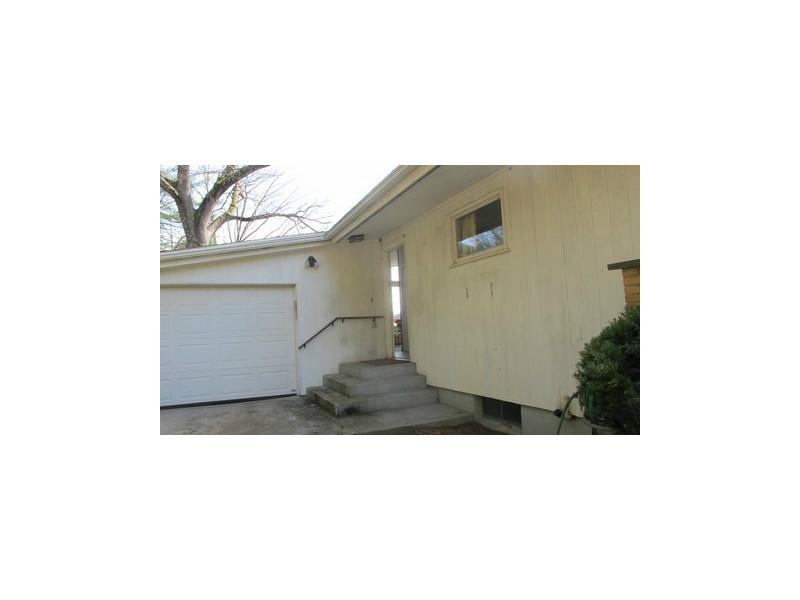86 Coolridge Road Johnston, RI 02828 - Photo 12 of 25 Exterior Front.