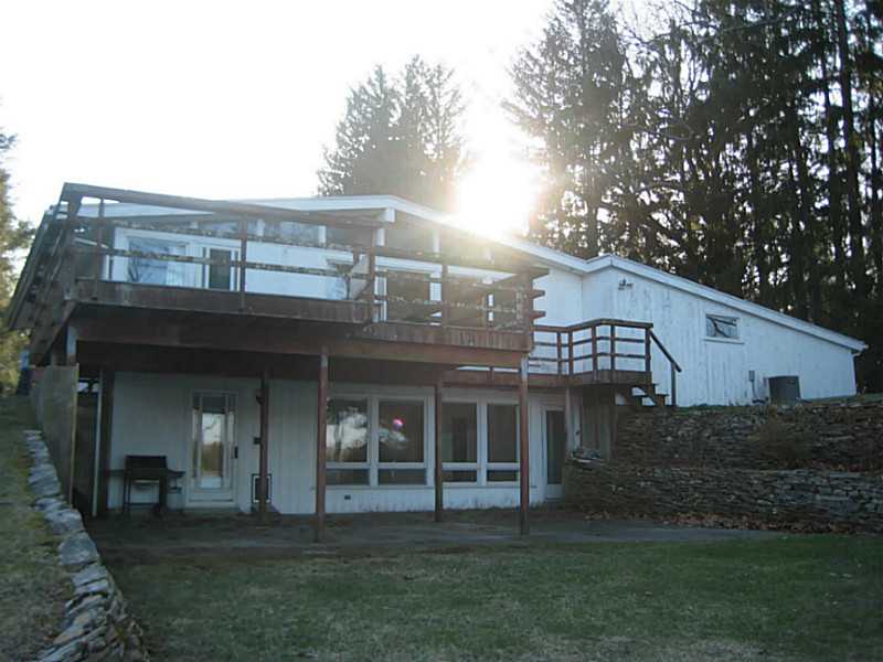 86 Coolridge Road Johnston, RI 02828 - Photo 2 of 25 Exterior Back.