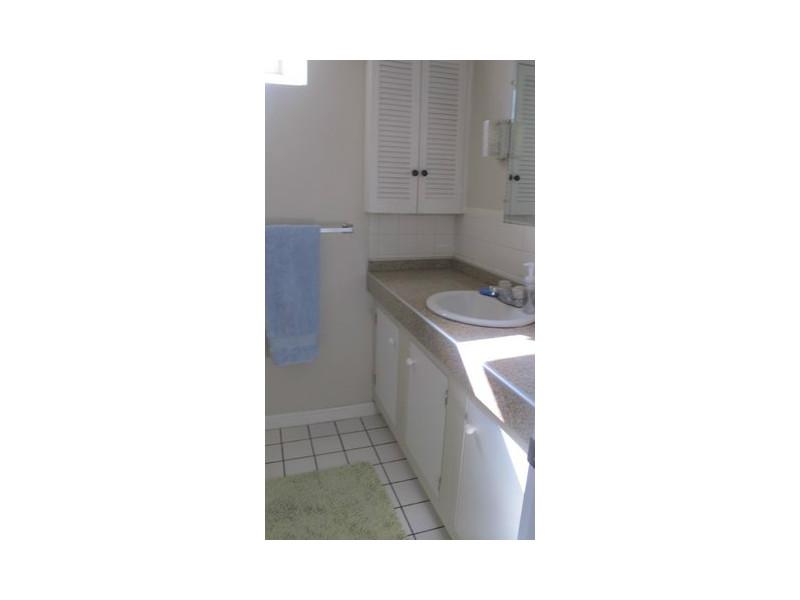 86 Coolridge Road Johnston, RI 02828 - Photo 21 of 25 Bathroom.