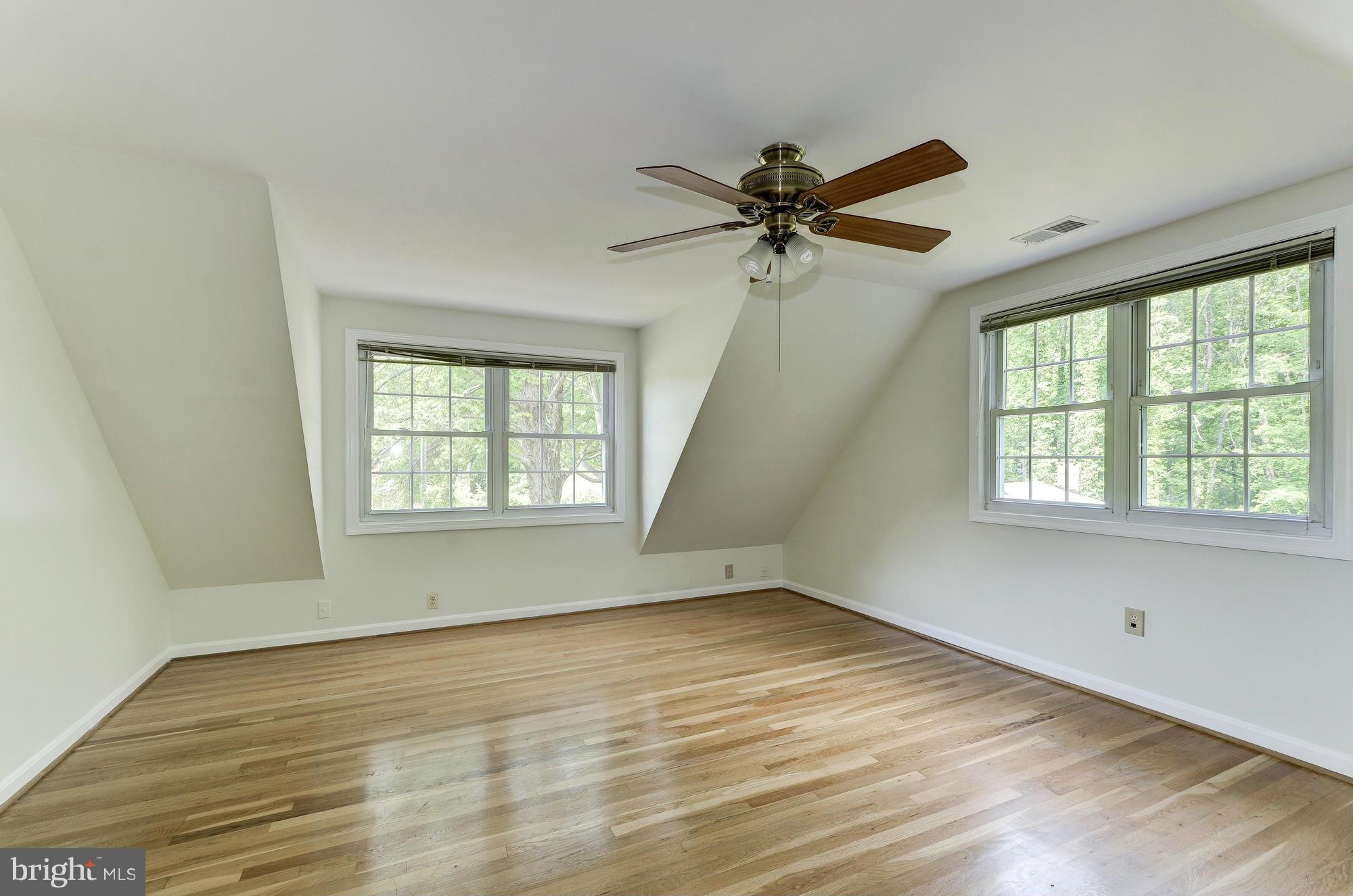 6803 Dante Court Springfield, VA 22152 - Photo 11 of 21 Bedroom