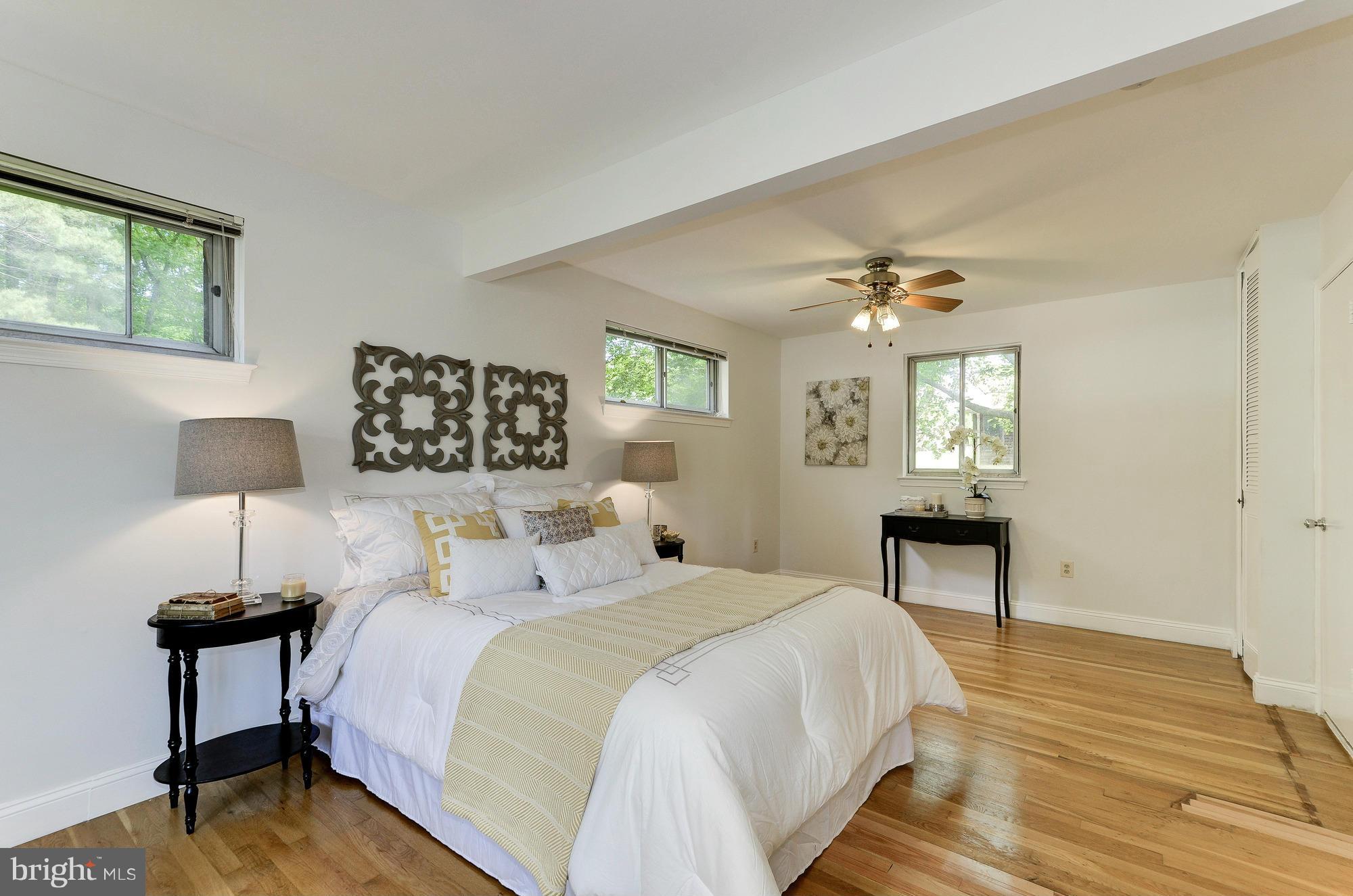 6803 Dante Court Springfield, VA 22152 - Photo 7 of 21 Bedroom (Master)