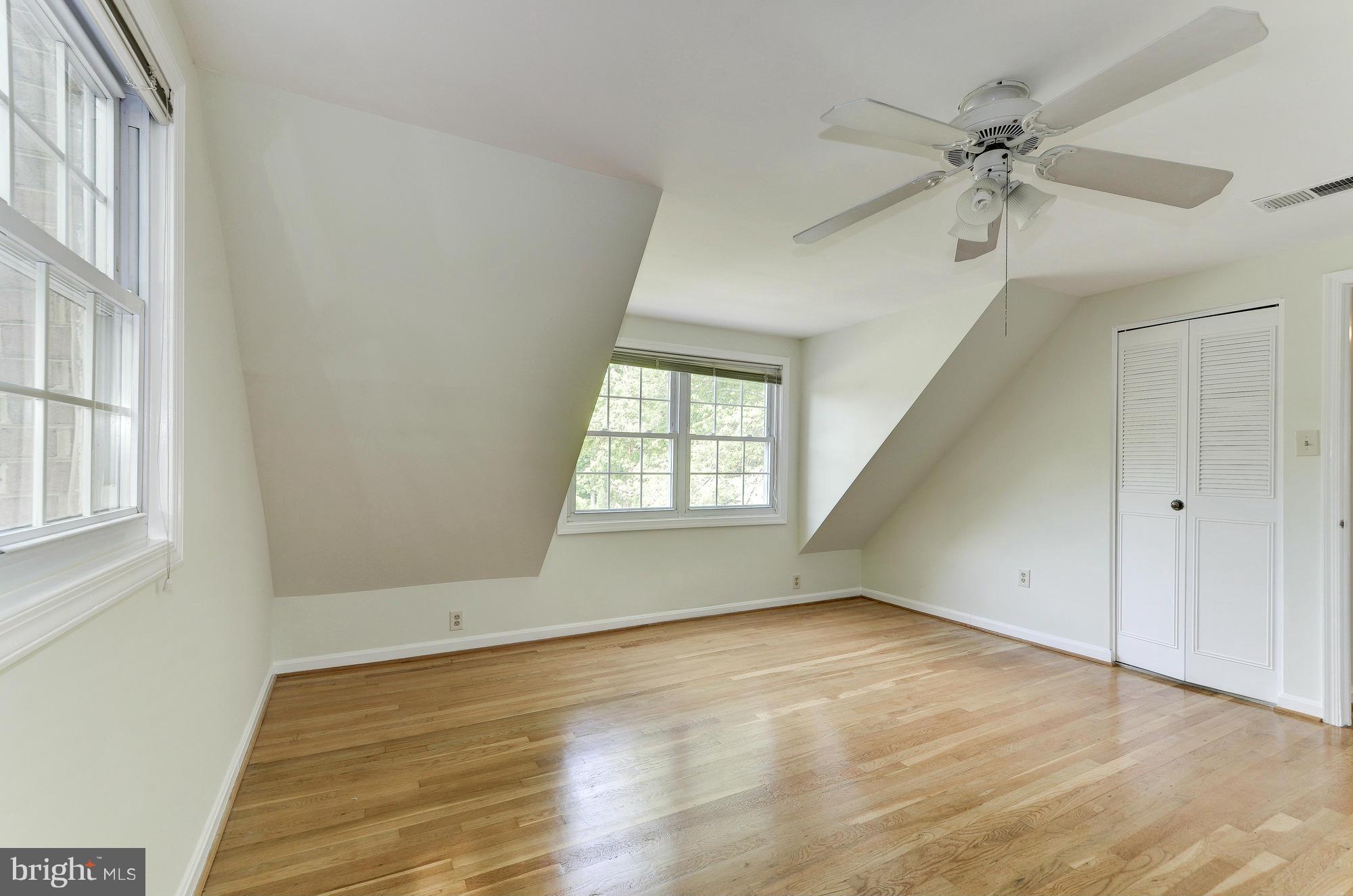6803 Dante Court Springfield, VA 22152 - Photo 10 of 21 Bedroom