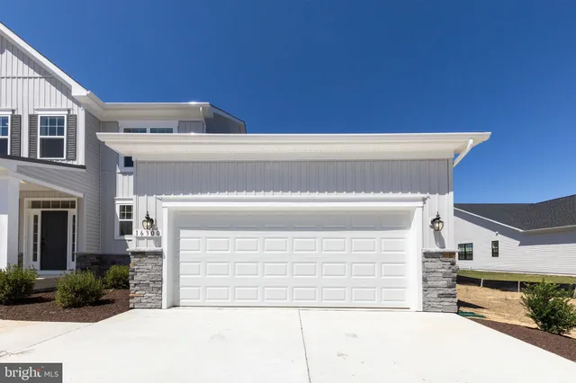 a view of a house with a outdoor space
