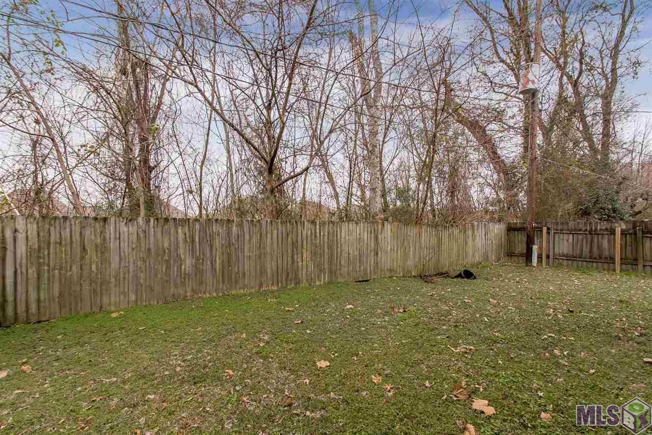 768 Hadley Drive Baton Rouge, LA 70820 - Photo 12 of 12 Fenced Backyard