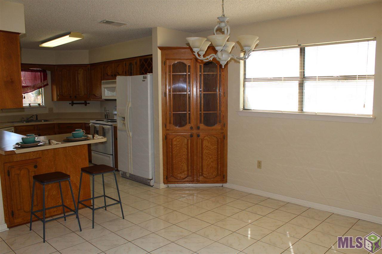 768 Hadley Drive Baton Rouge, LA 70820 - Photo 3 of 12 Kitchen