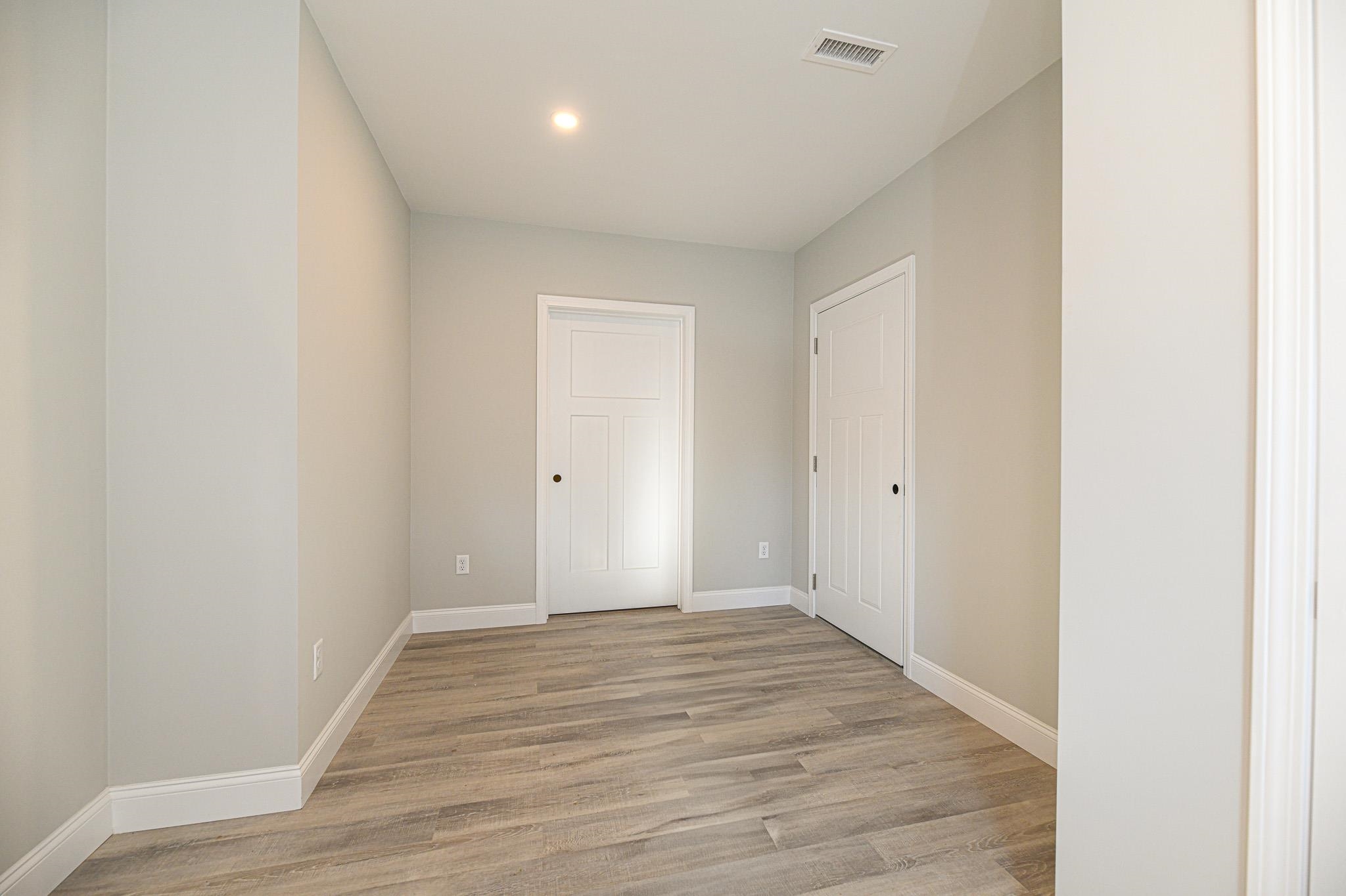 1 Delphi Way Londonderry, NH 03053 - Photo 14 of 37