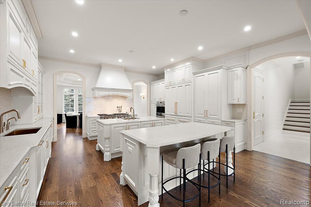 707 Lake Shore Road Grosse Pointe Shores, MI 48236 - Photo 11 of 45