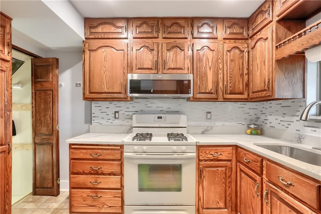 96 Ridgewood Avenue Pittsburgh, PA 15229 - Photo 18 of 41 Gallery Image 18