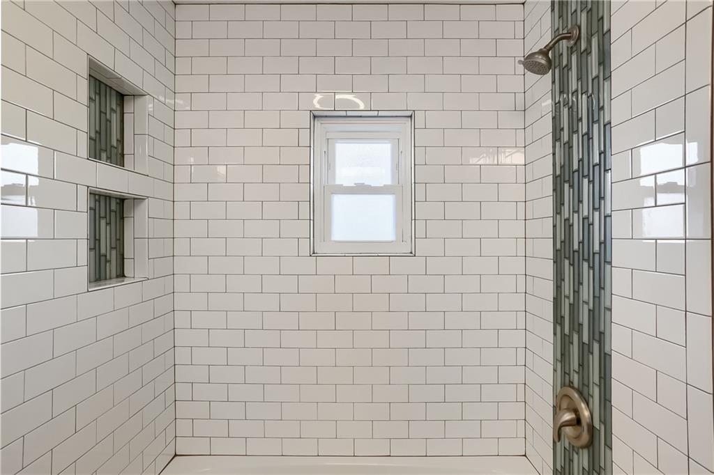 96 Ridgewood Avenue Pittsburgh, PA 15229 - Photo 23 of 41 Bathroom shower