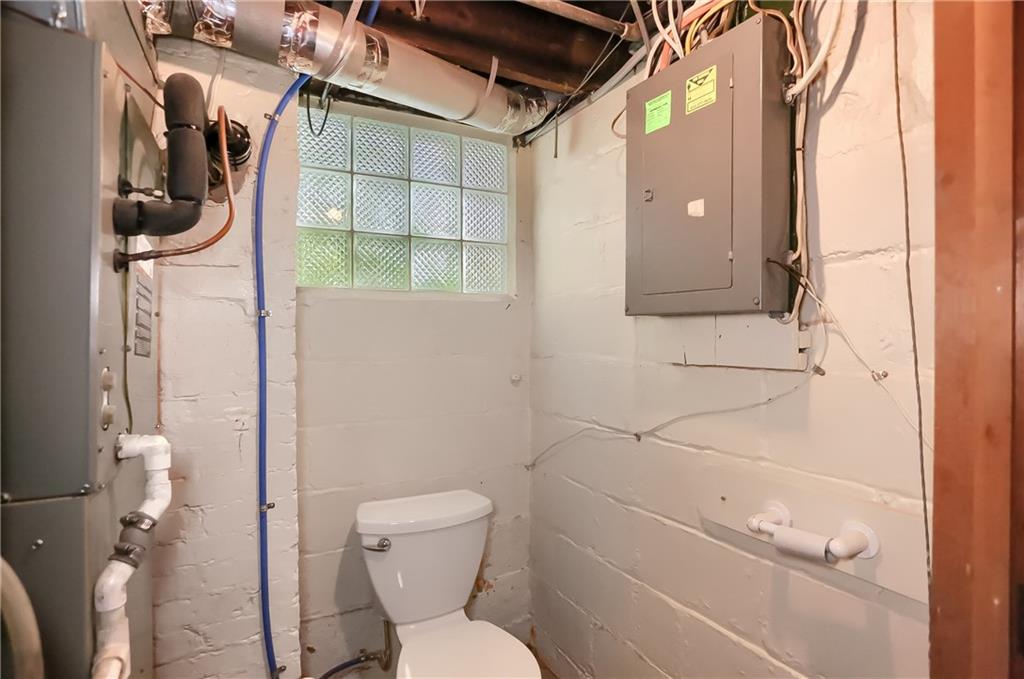 96 Ridgewood Avenue Pittsburgh, PA 15229 - Photo 32 of 41 Partial Bath in basement