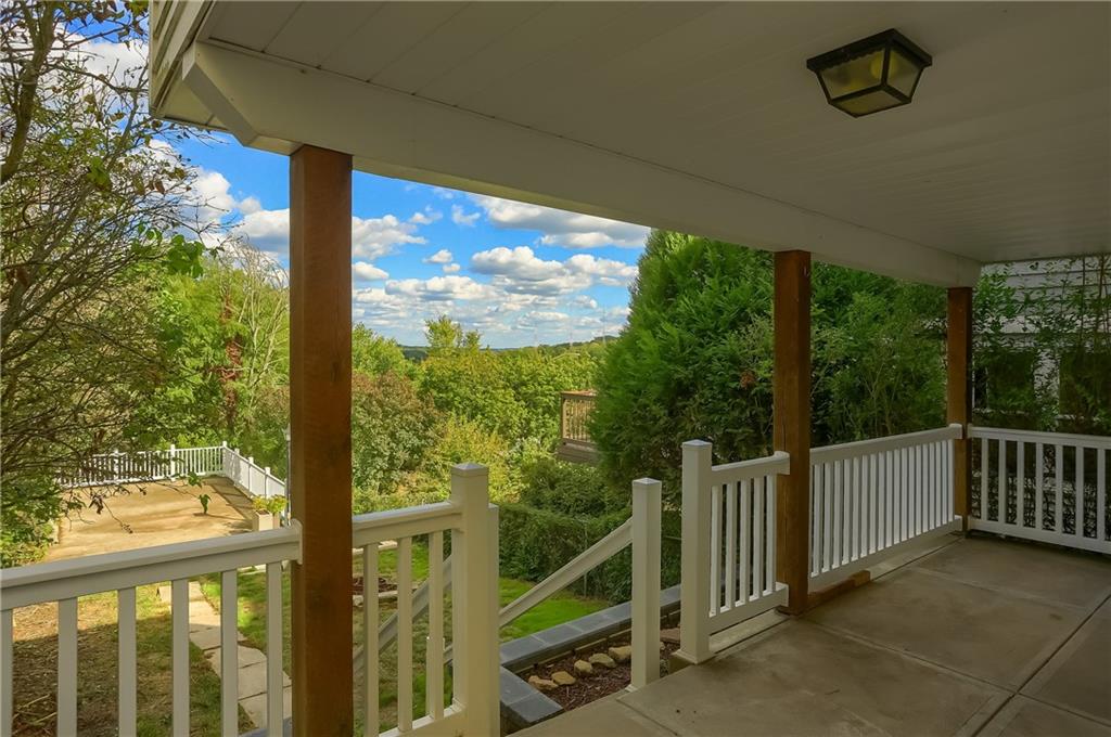 96 Ridgewood Avenue Pittsburgh, PA 15229 - Photo 33 of 41 Back Porch