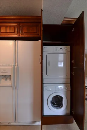 $2,395 | 10241 Northwest 35th Street, Unit 4, Coral Springs, FL 33065