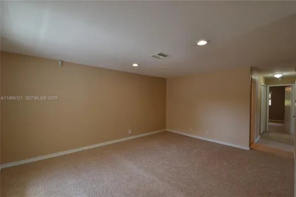 $2,395 | 10241 Northwest 35th Street, Unit 4, Coral Springs, FL 33065