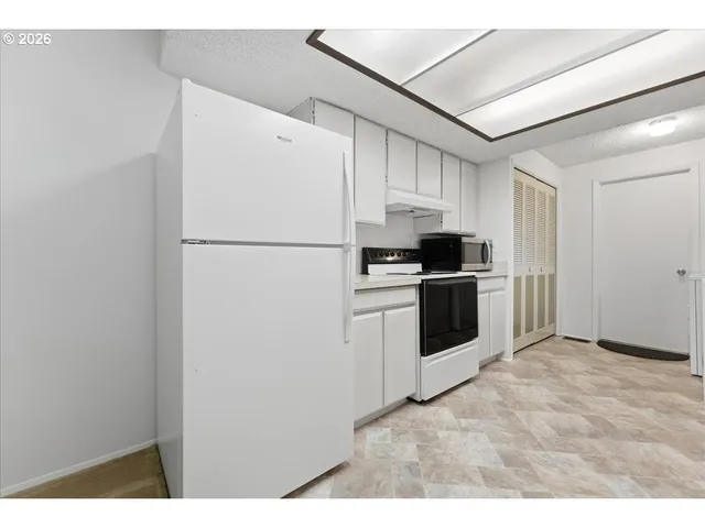 $305,000 | 12140 Southwest Camden Lane, Beaverton, OR 97008