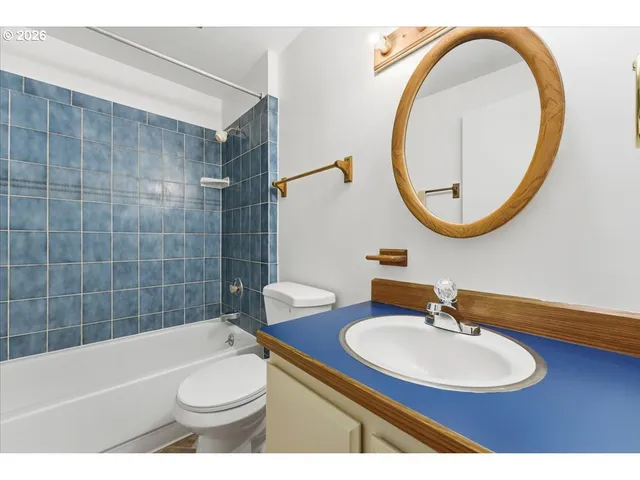 $305,000 | 12140 Southwest Camden Lane, Beaverton, OR 97008