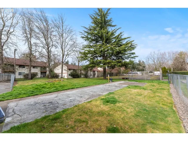 $305,000 | 12140 Southwest Camden Lane, Beaverton, OR 97008